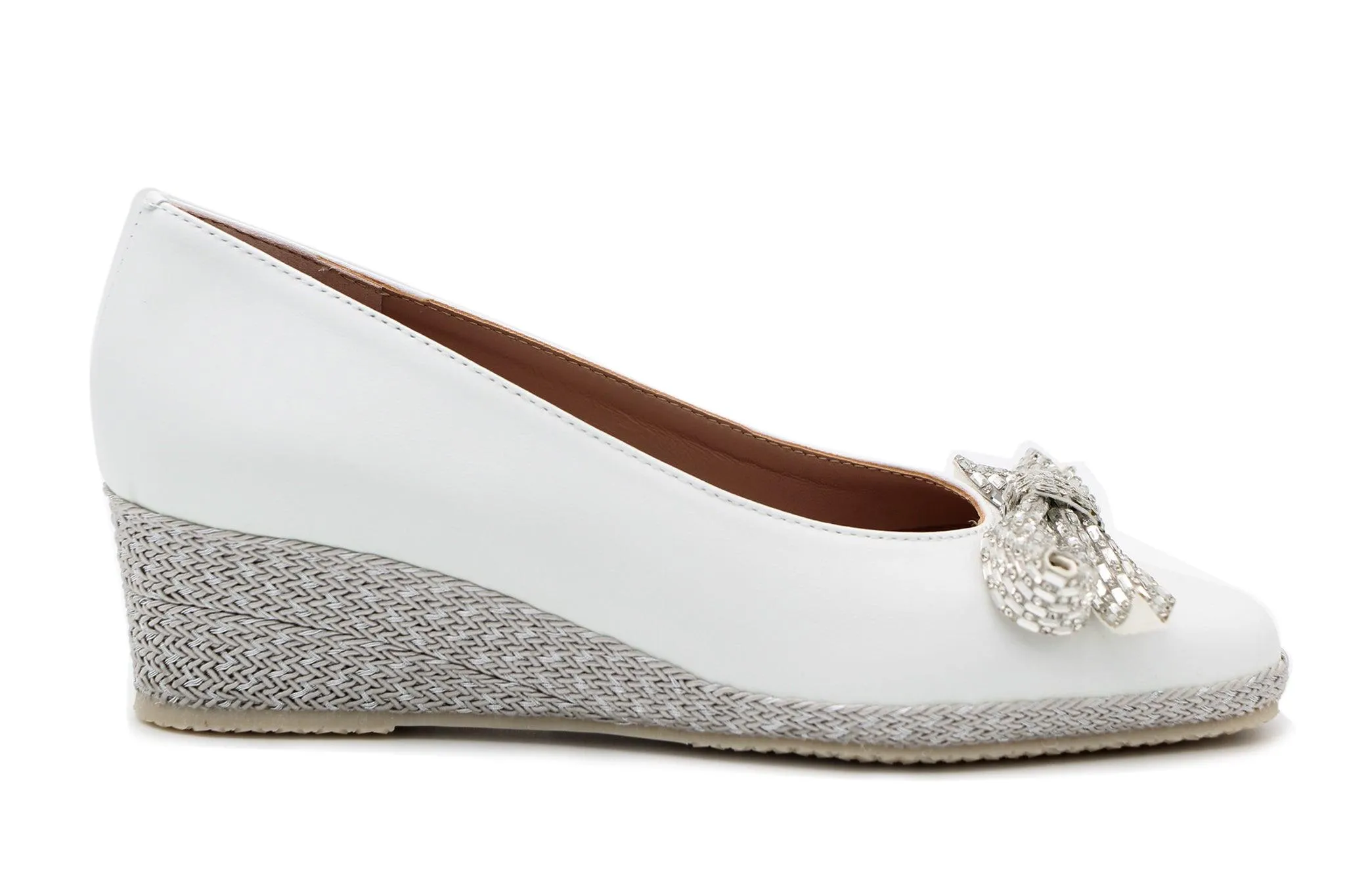 Bruno's  White Leather wedge shoe with bow