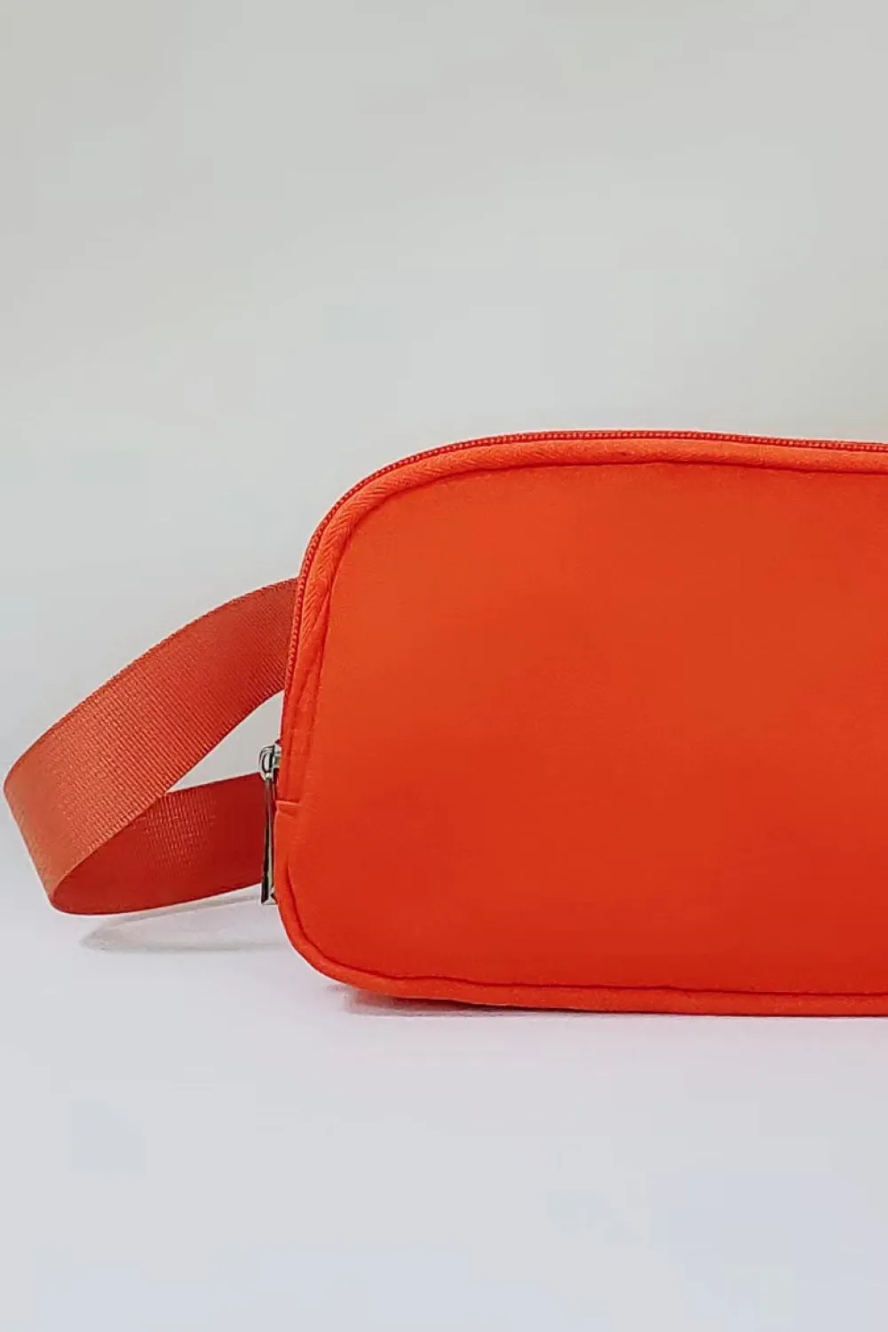 Buckle Zip Closure Fanny Pack