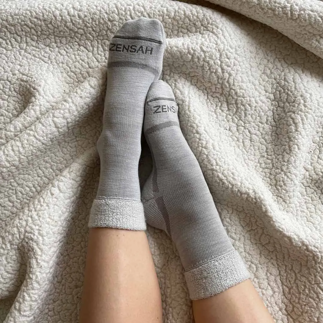 Calming Sleep Socks (Crew)