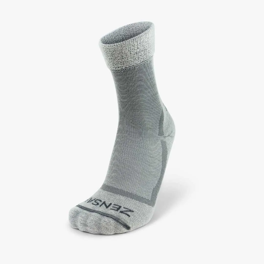 Calming Sleep Socks (Crew)