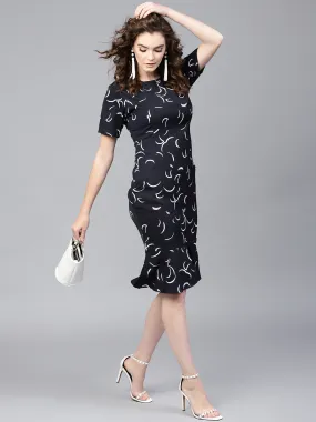 Fish Cut Abstract Printed Dress