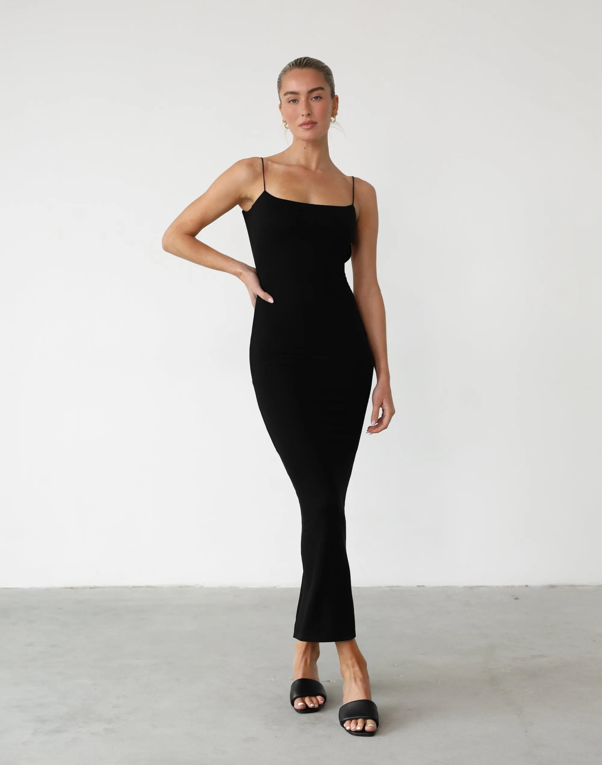 Jianna Maxi Dress (Black)