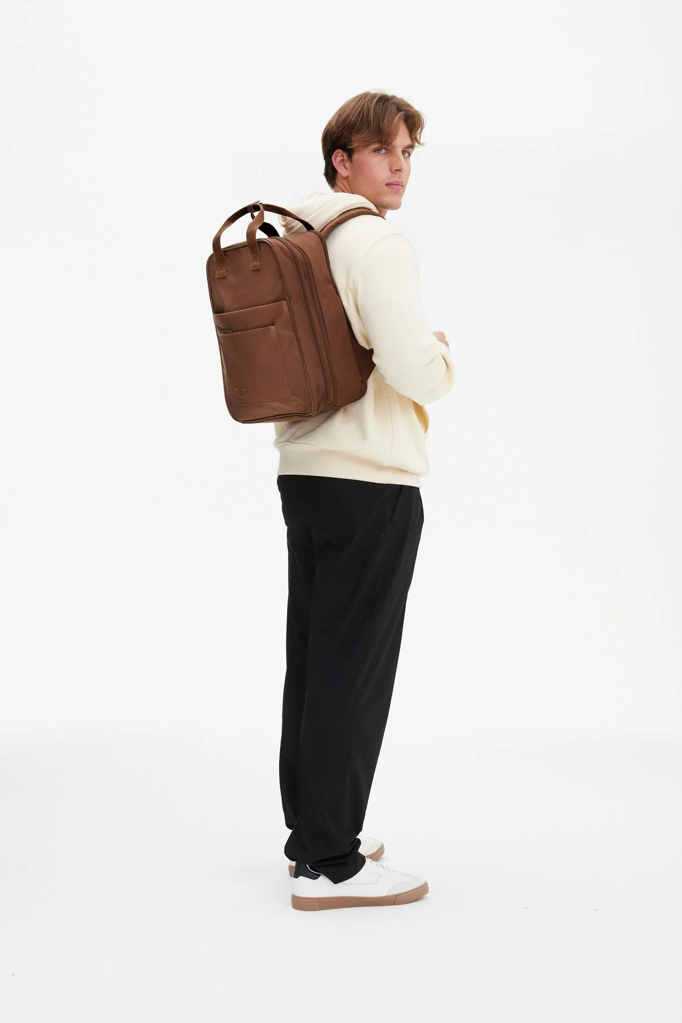 The Expandable Backpack in Maple